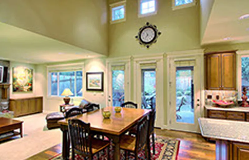 Craftsmen Spec — interior and exterior detail