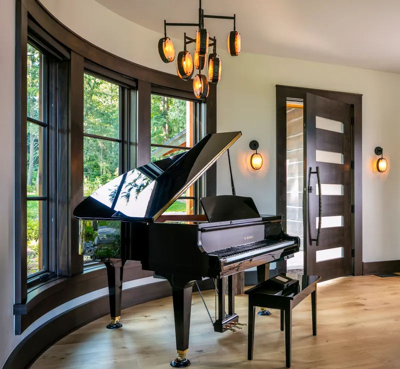 Hollywood Hills House — interior and exterior detail