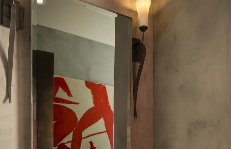 Hollywood Hills House — interior and exterior detail