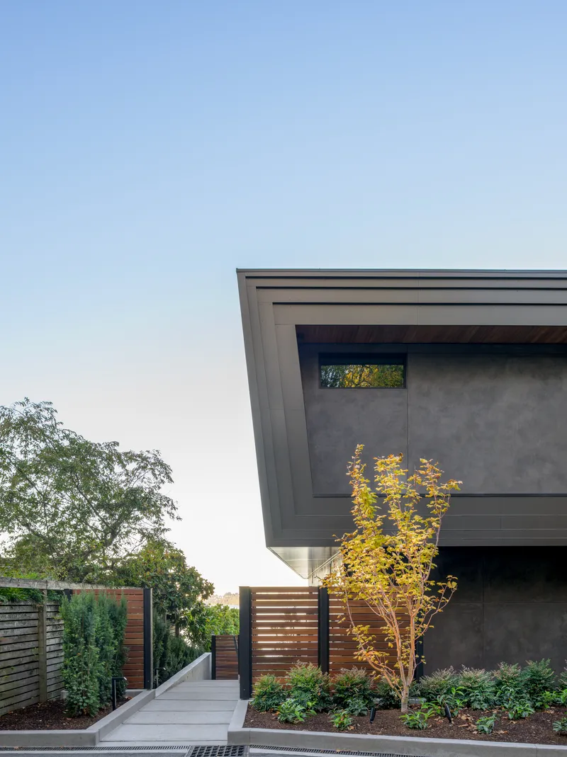 Kirkland Waterfront House — interior and exterior detail