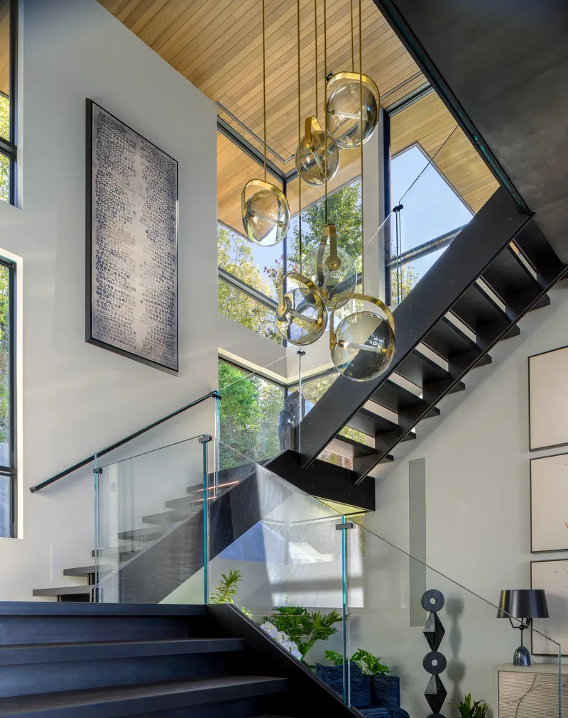 Kirkland Waterfront House — interior and exterior detail
