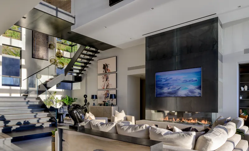 Kirkland Waterfront House — interior and exterior detail