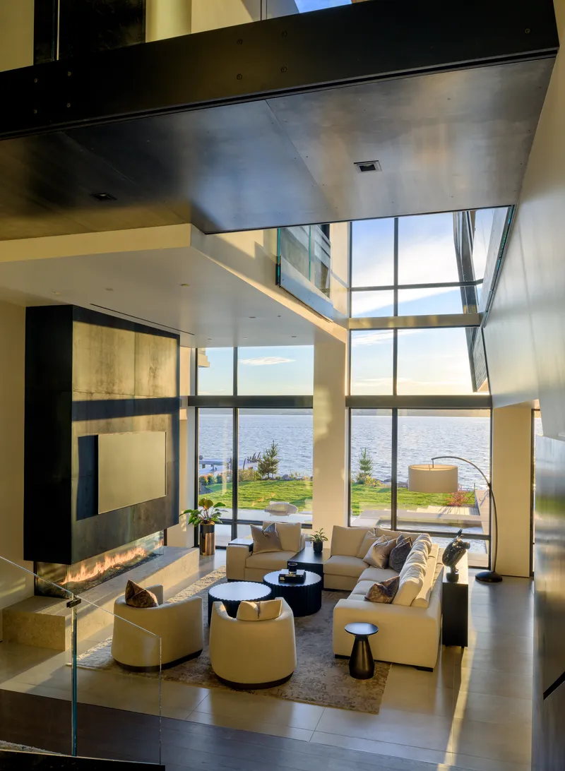 Kirkland Waterfront House — interior and exterior detail