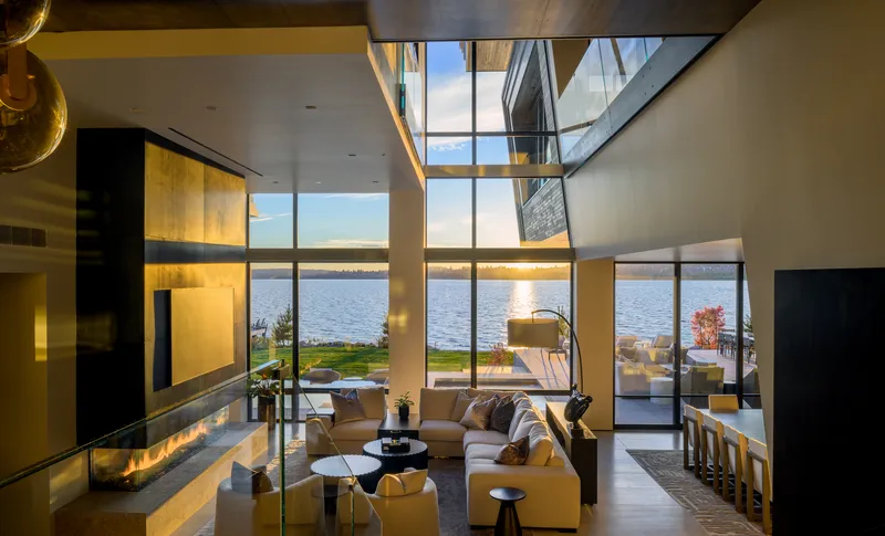Kirkland Waterfront House — photograph 16