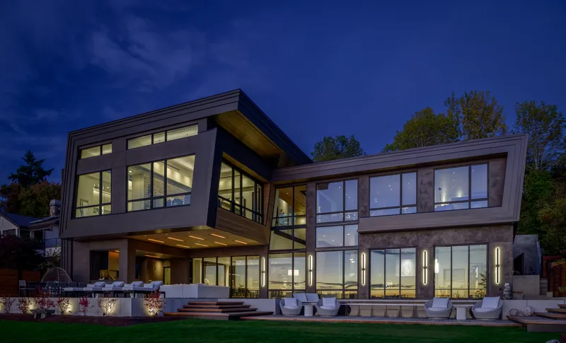 Kirkland Waterfront House — photograph 18