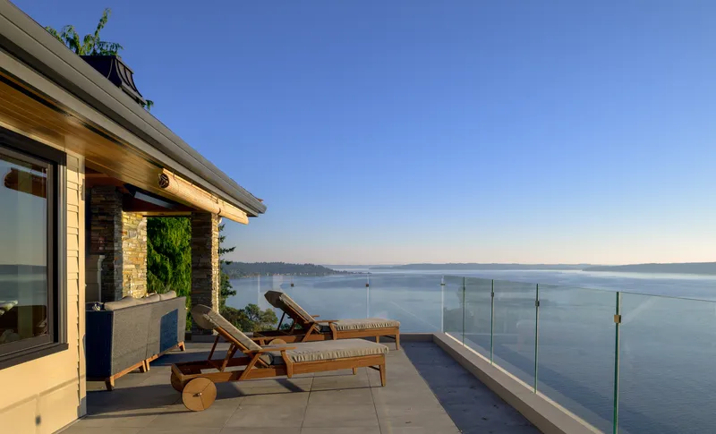 Lakeview House, Seattle — interior and exterior detail