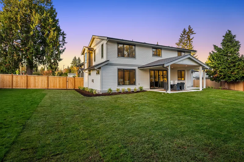 Spec House Kirkland — photograph 19