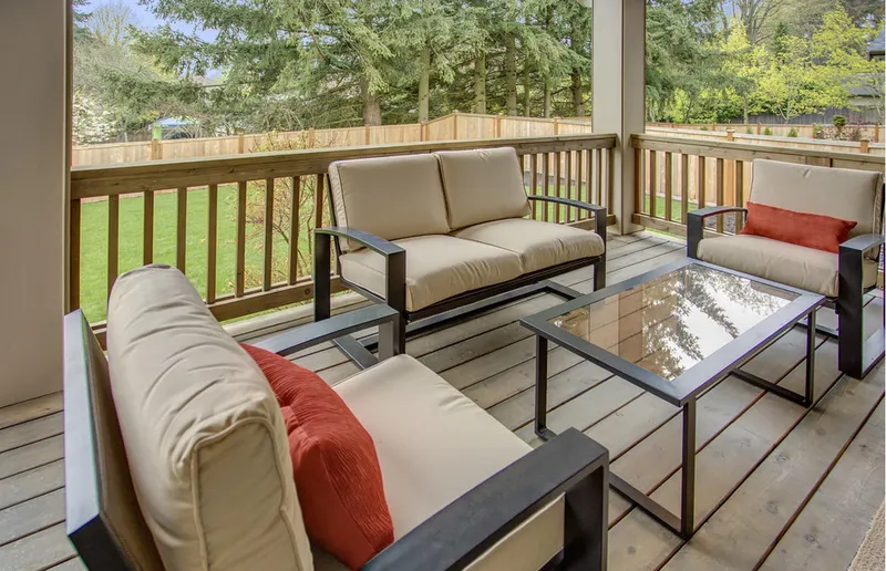 Trillium Row 1 — interior and exterior detail