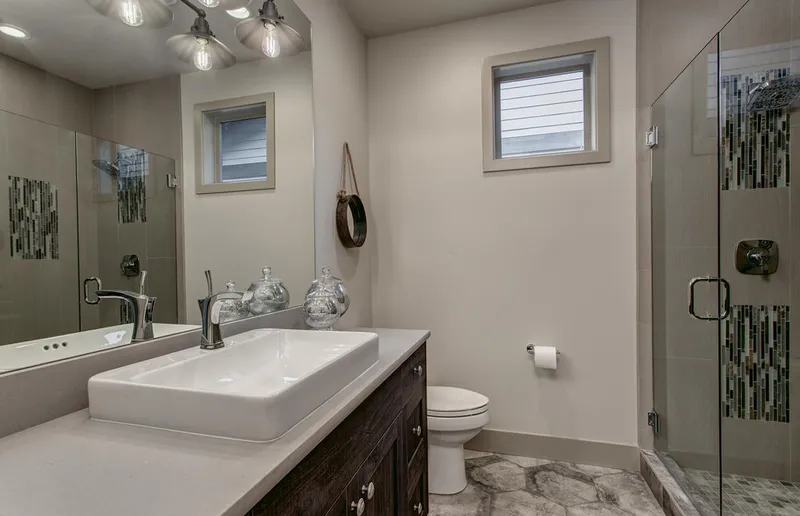 Trillium Row 1 — interior and exterior detail